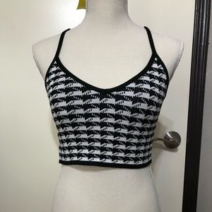 Thick knitted material crop top